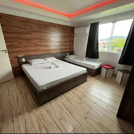 פנייה Savanna Suites מראה חיצוני תמונה