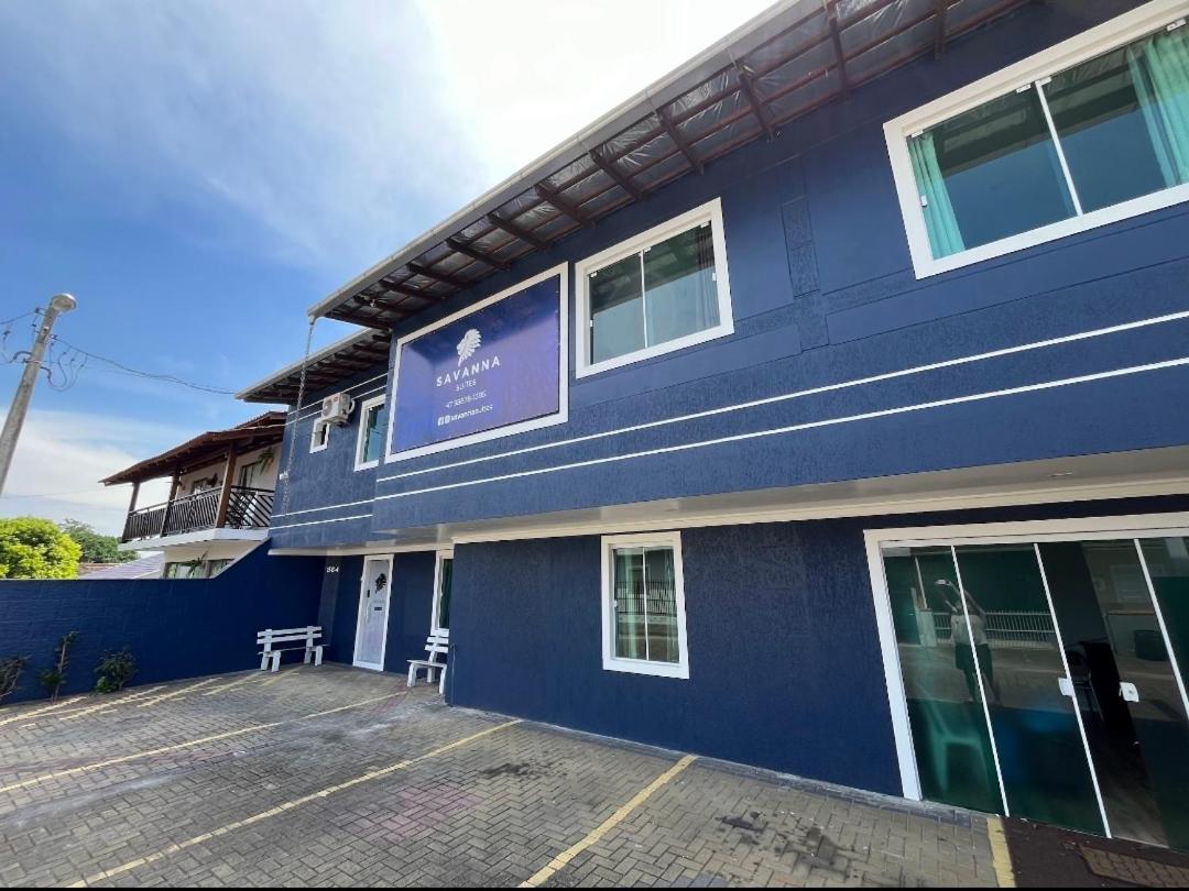 פנייה Savanna Suites מראה חיצוני תמונה